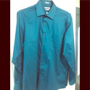Men’s dress shirt